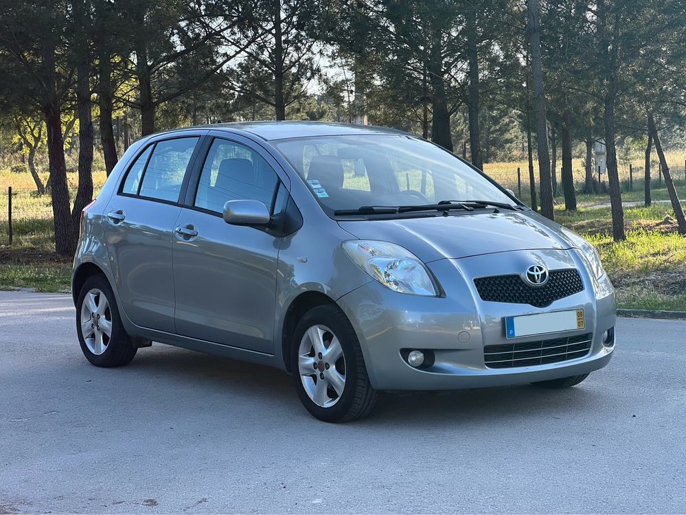 Toyota yaris 1.0 Automático