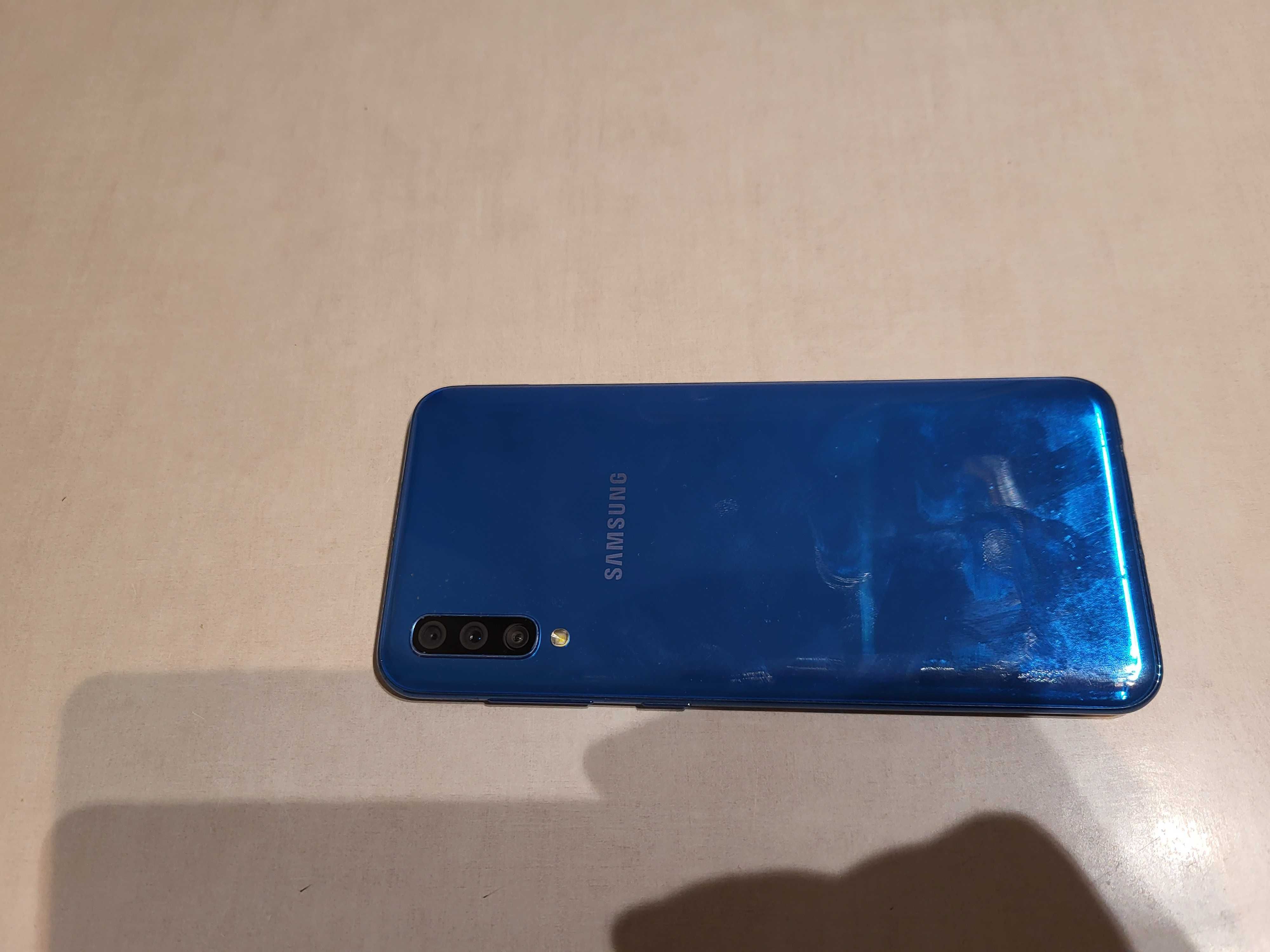 Samsung Galaxy A50 dobry stan!