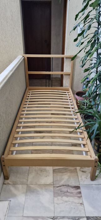 Cama Ikeia 200 x 95 cm