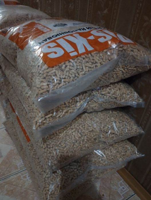 Наповнювач для кошачого туалету. Якісний.