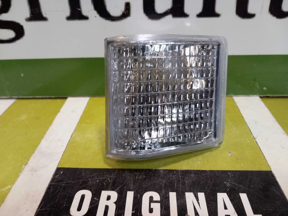 Lampa robocza JOHN DEERE grila maski lewa reflektor reflektory lampy