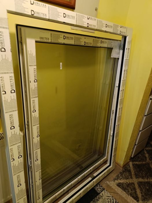 Nowe 3 szybowe okno firmy DRUTEX