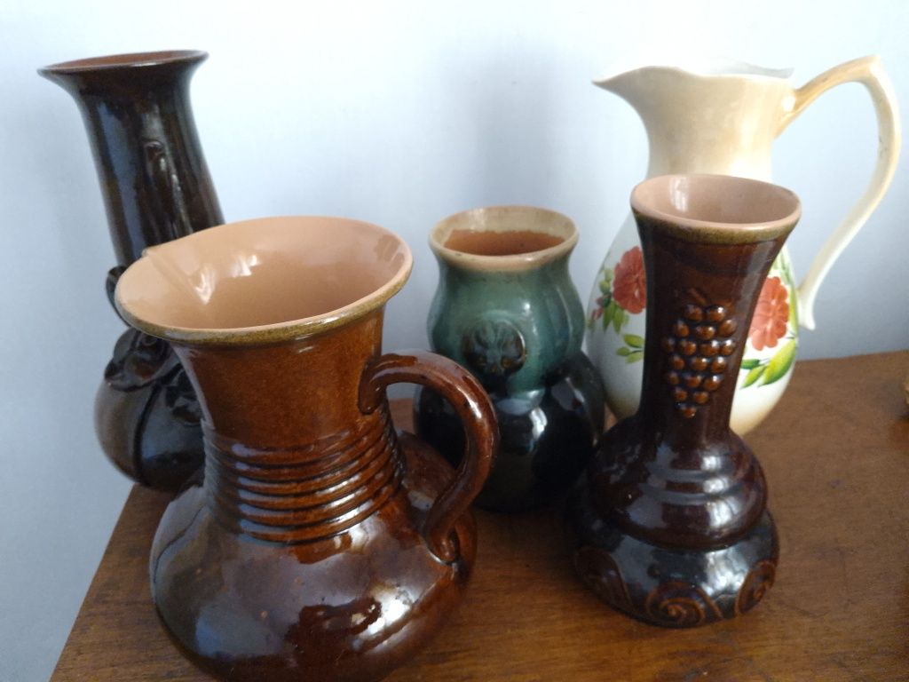 Кувшины ,вазы из керамики.