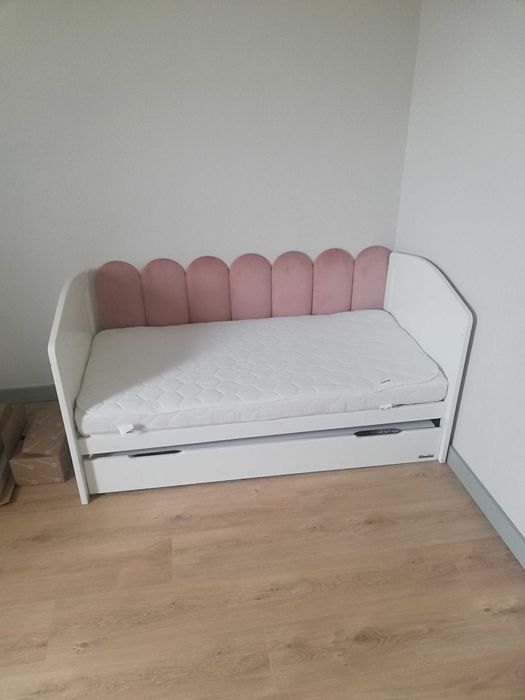 Łóżeczko Woodies Hampton z materacem i szufladą