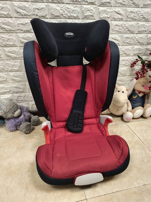 Автокрісло BRITAX ROMER KIDFIX XP Група 2/3 (15-36 кг) бустер