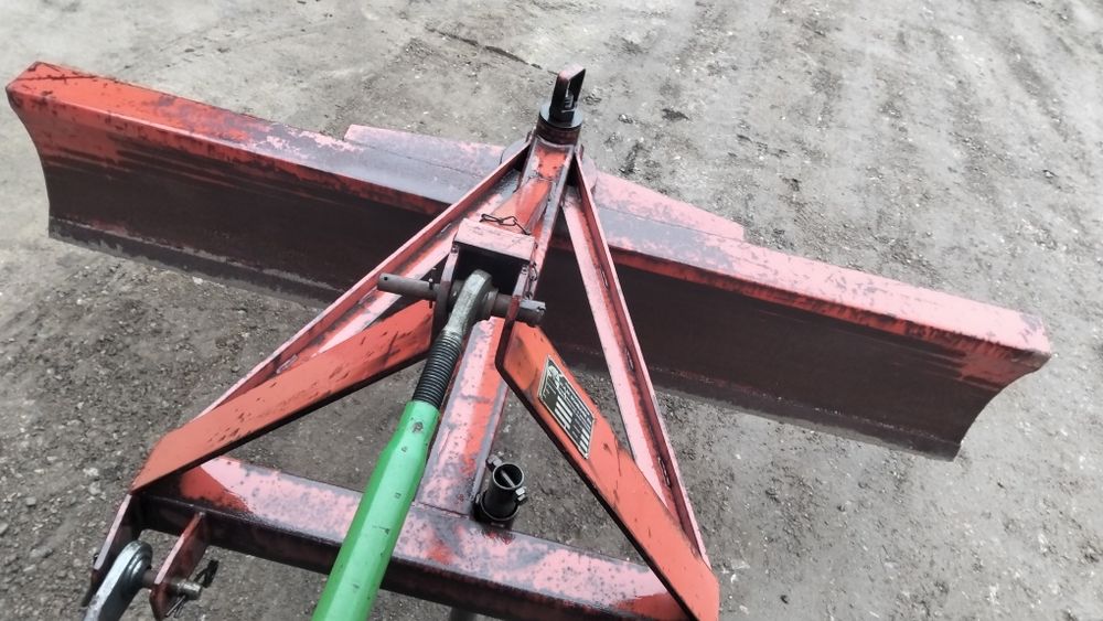 Pług do sniegu równiarka niwelator terenu zagonowy obrotowy włóka