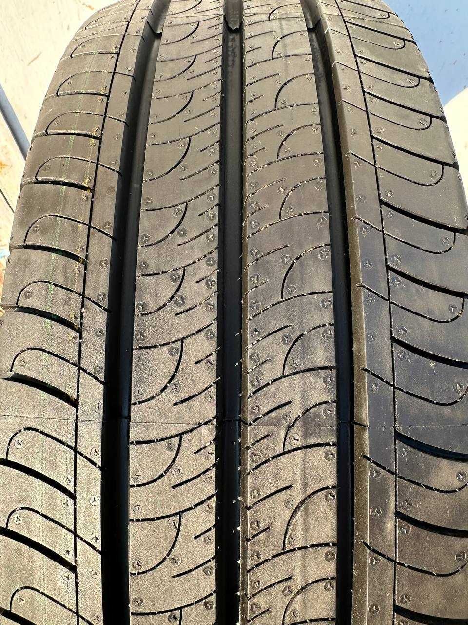 Літні шини 215/65 R16C Goodyear EfficientGrip Cargo 2022рік 100%