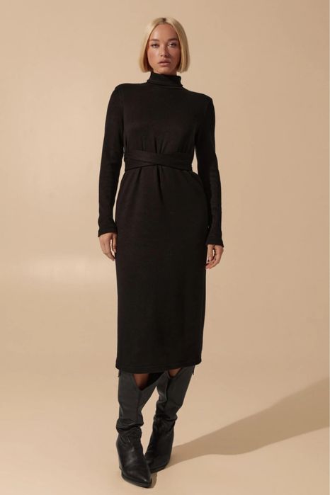 Сукня з паском міді ангора чорна