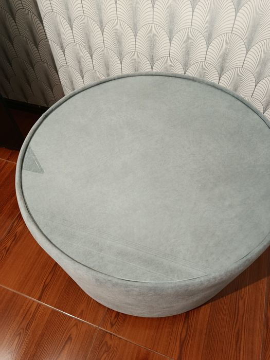 Sofá grande novo+ mesa, Com garantia.