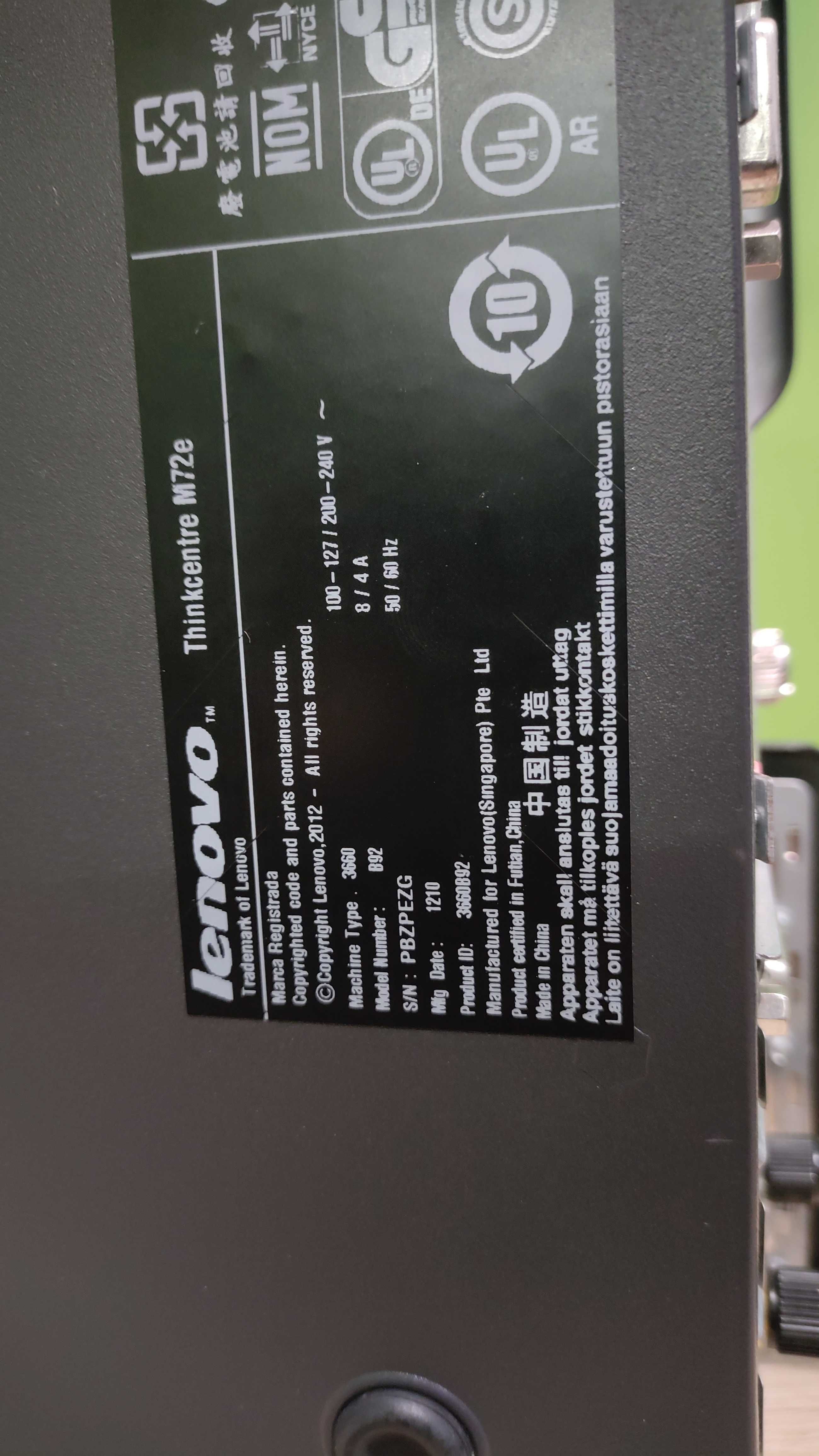 Komputer stacjonarny Lenovo M72e I5 8GB Radeon R7 SSD 240GB