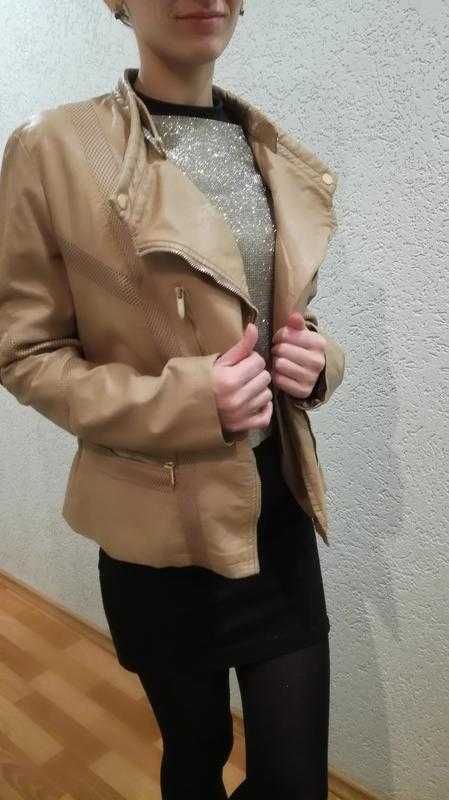 Гарна жіноча курточка кожзам р. xl