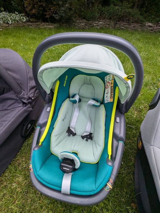 Zestaw fotelik samochodowy Maxi Cosi Coral 360 i baza Family Fix 360