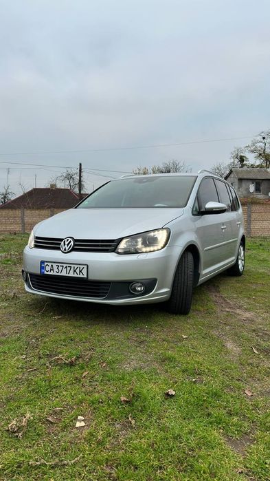 Продам,срочно торг...VW TOURAN 2013P 2.0tdi 140KC 103KW .Повністю обсл