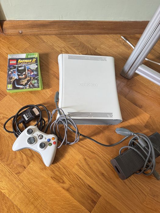 Продам Xbox 360 робочий ,стан непоганий
