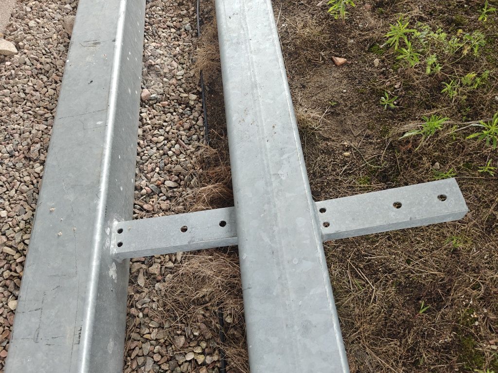 Sprzedam słupy stalowe ocynkowane 10mm grubości ścianki.
