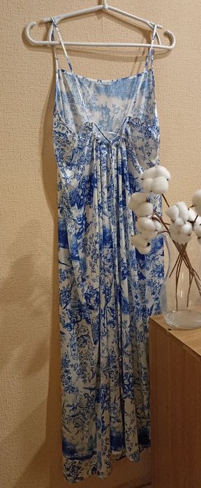 Продам новое платье