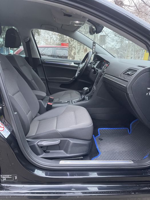 Volkswagen e-Golf  36 кв