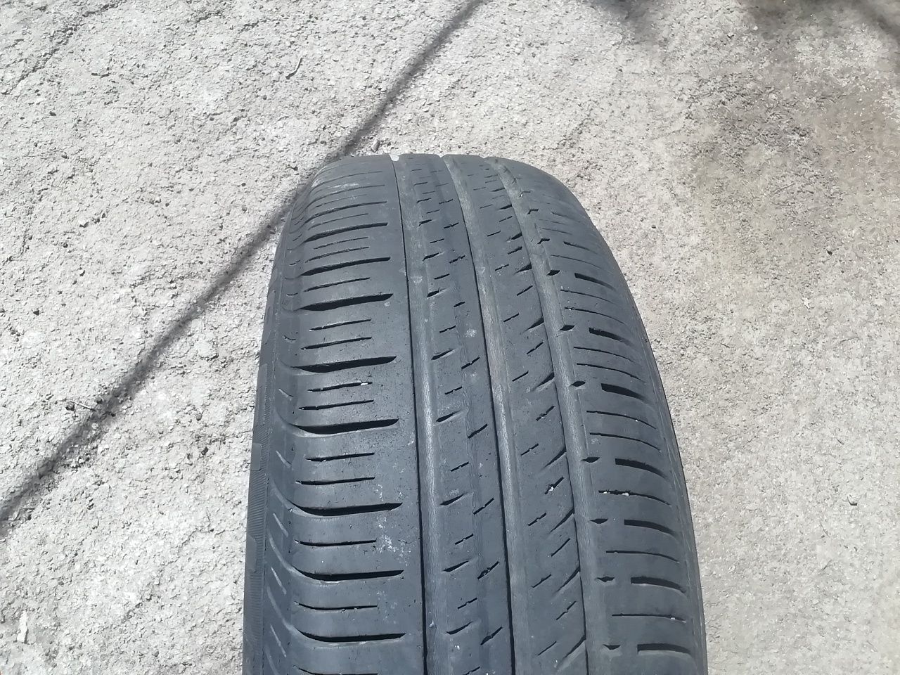 Pirelli Cinturato p4 185 65 R15