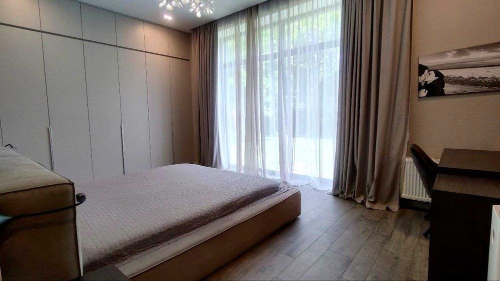 Продажа стильного уютного дома Новоалександровка у реки