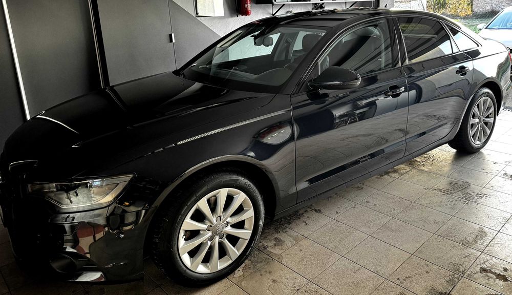 Komplet Kół 17 Audi Oryginalne. Opony zimowe Goodyear 225 55 R17. ET39