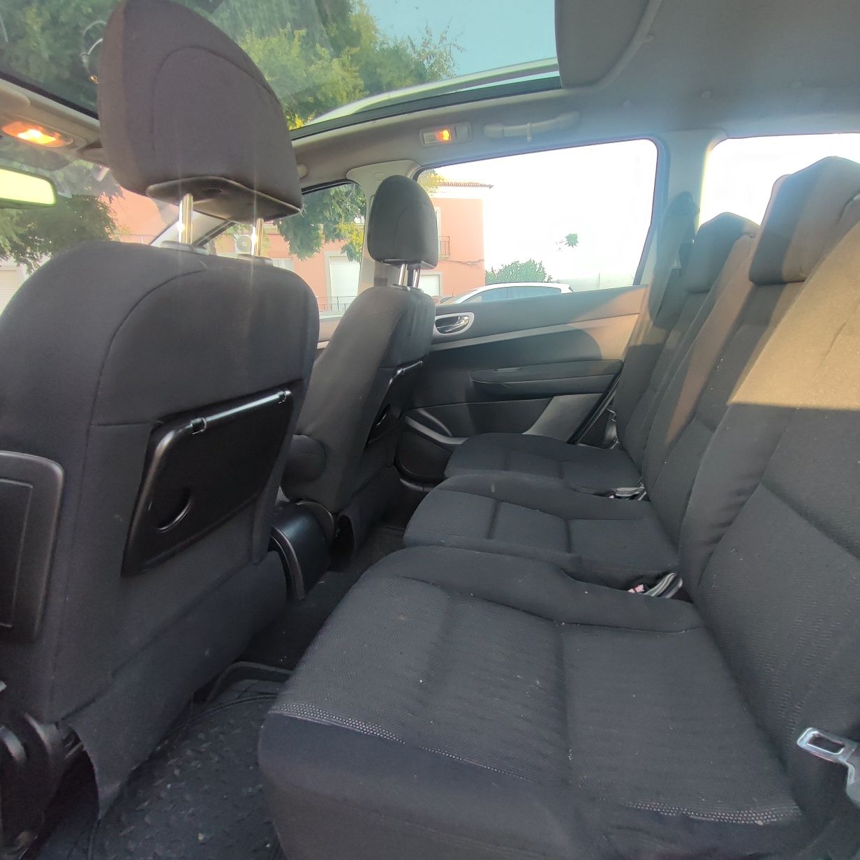 1.6 HDI 7 lugares