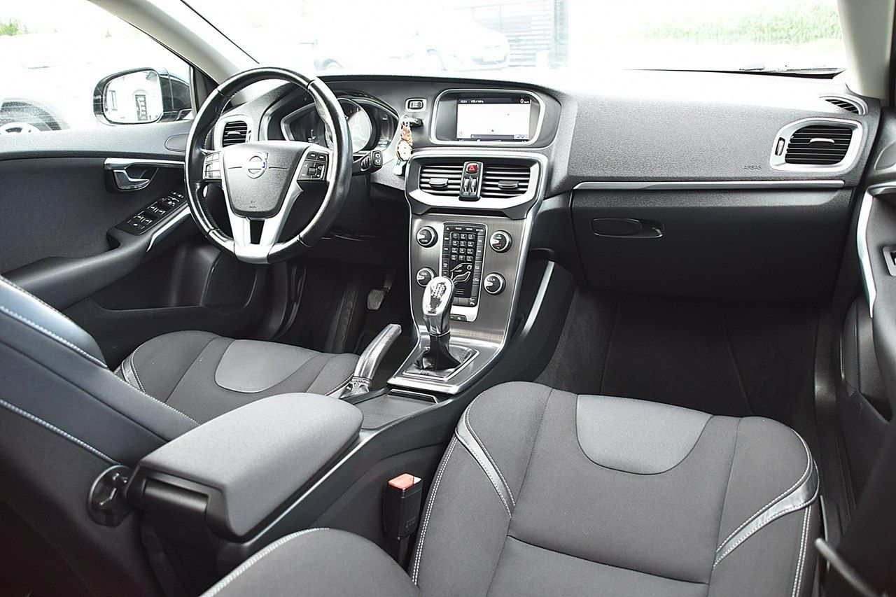 Volvo V40 1,6D2 116Km Led Pół-Skóra Navi Gwarancja