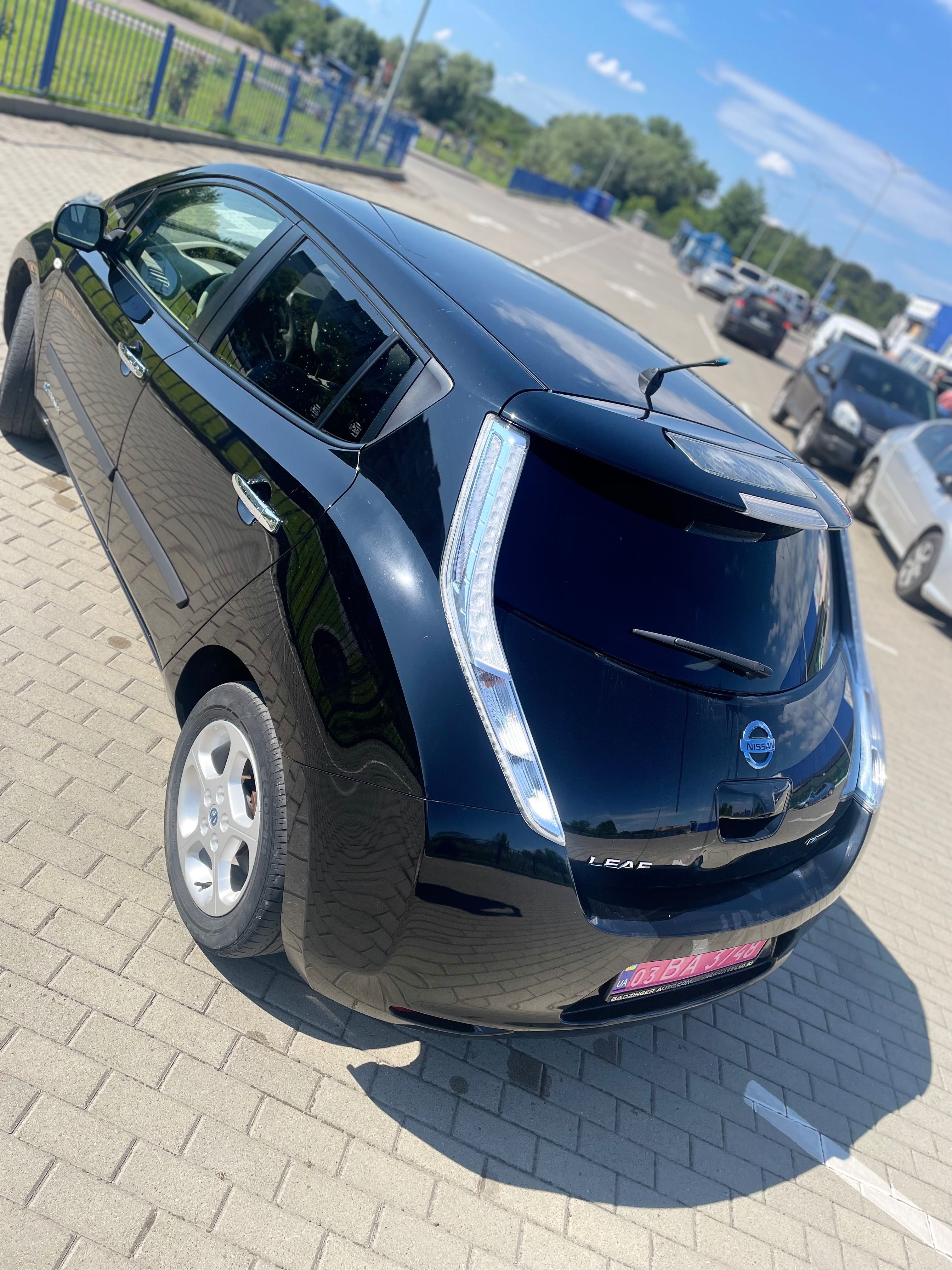 Nissan Leaf  24 kW 2013