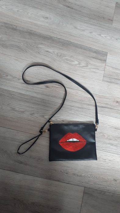 Torebka na ramię listonoszka usta