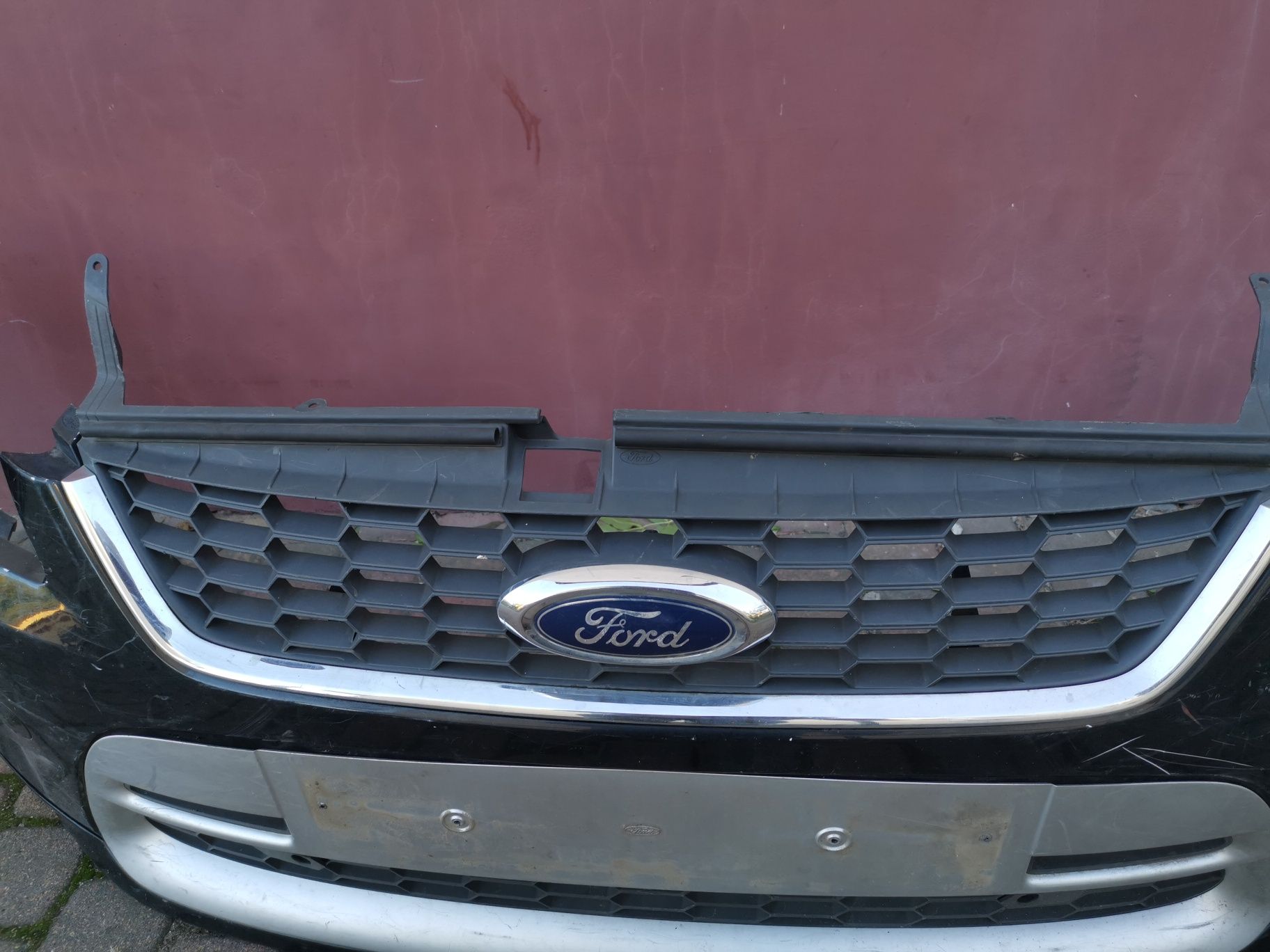Zderzak przedni Ford Mondeo mk4 Titanium nie ST nie rs