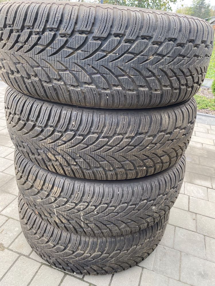 Opony zimowe 4 225/60 R18