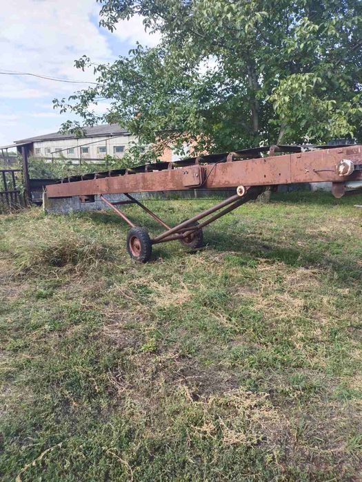 стрічковий транспортер для зерна