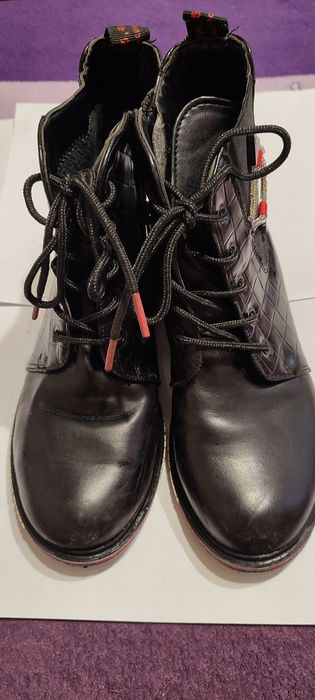 Осінні черевики для дівчинки 36 розмір