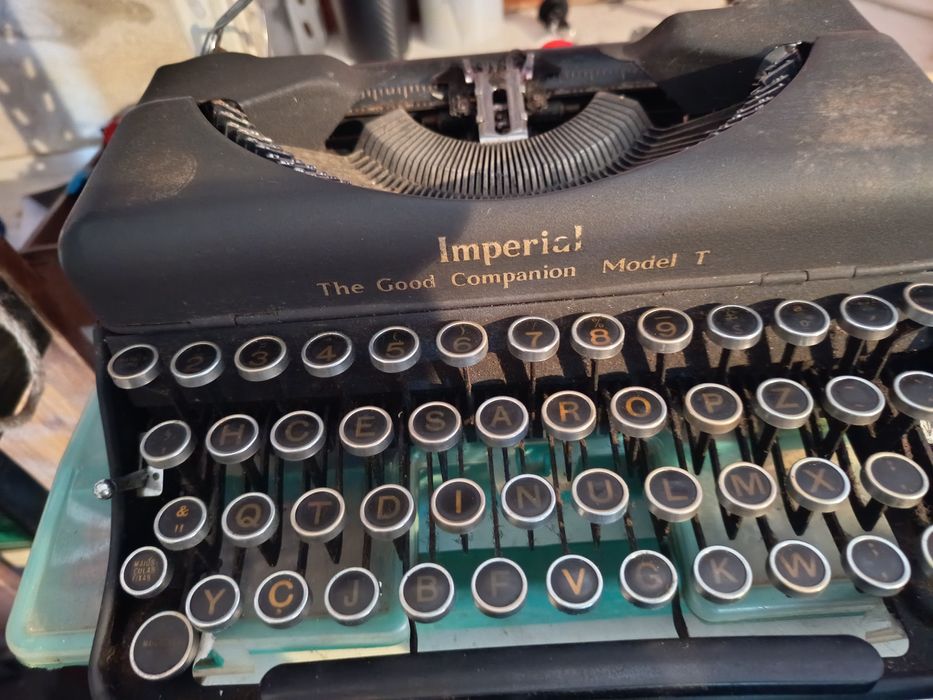 Máquina de escrever imperial