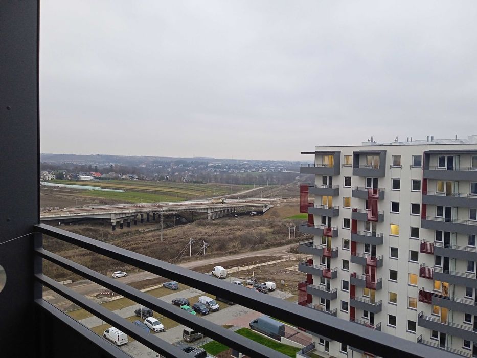 2-pokojowe mieszkanie do wynajęcia – balkon z widokiem