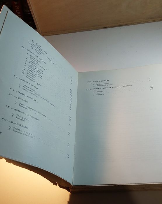 Bibliografia Analítica de Etnografia Portuguesa (1965)