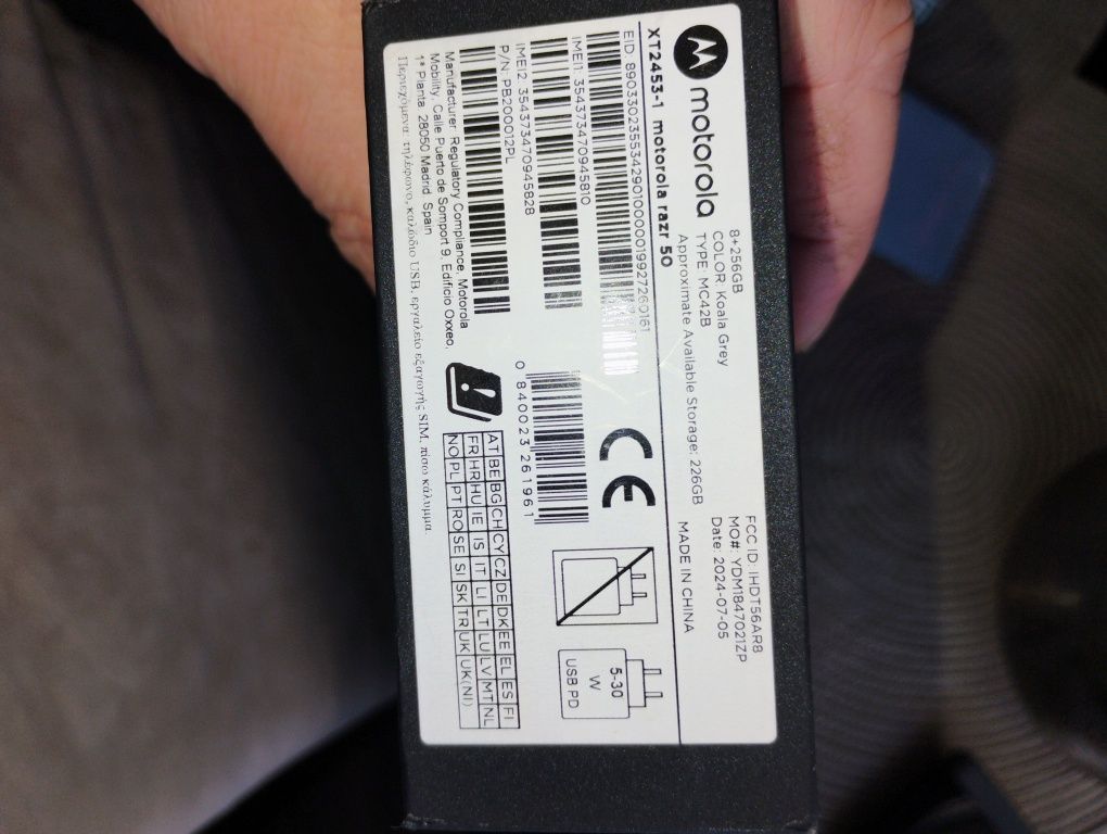 Motorola razr50 polecam