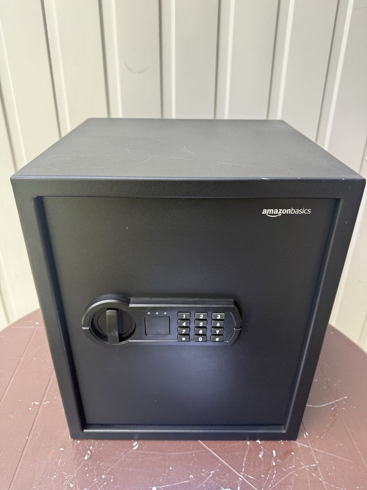 AmazonBasics sejf domowy - 50 l