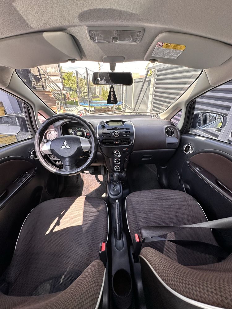 Mitsubishi I-miev 2011