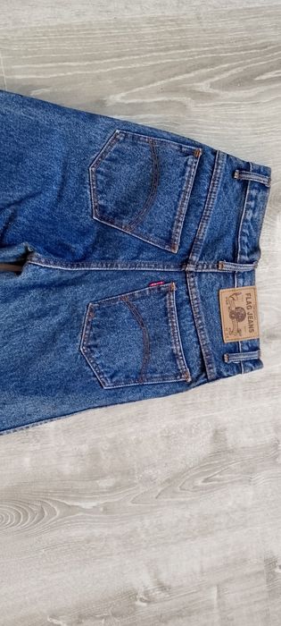 Джинси. Штани джинсові 34