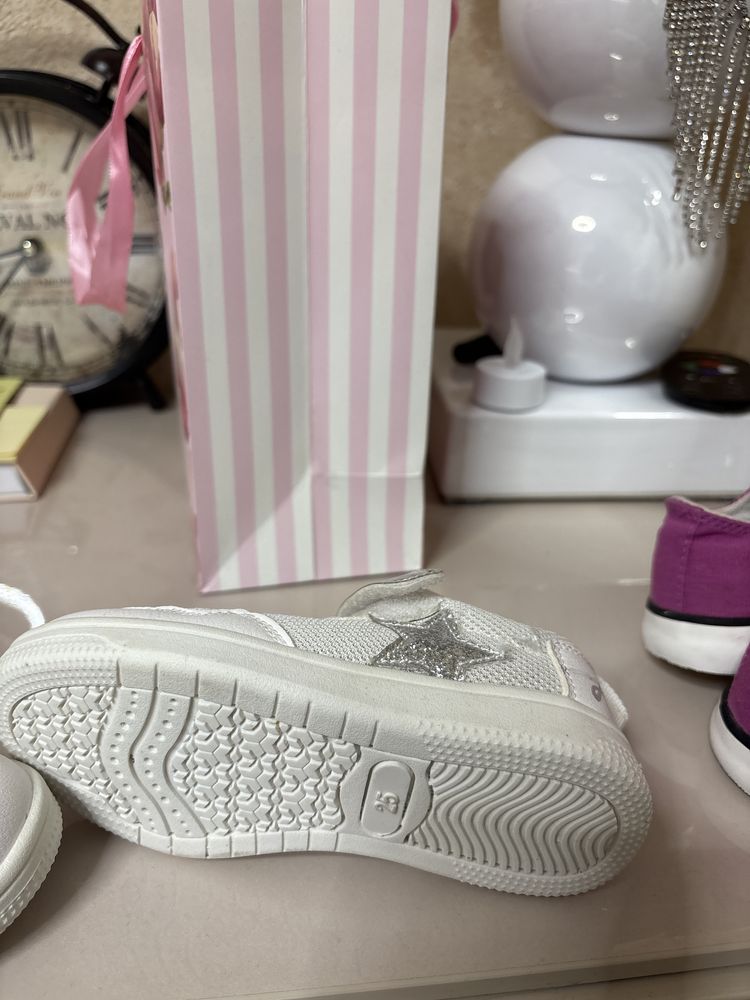 Adidaski firmy benetton