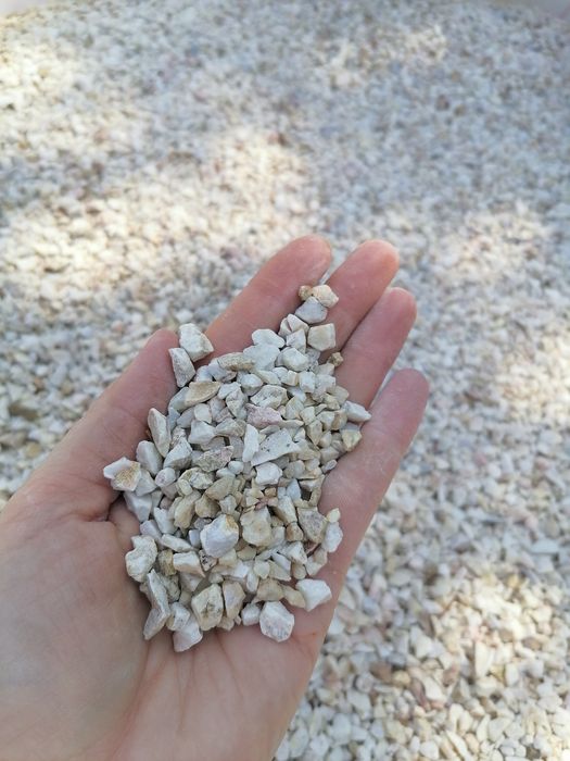 Grys ozdobny biały Biała Marianna kamień naturalny z dostawą + głaz