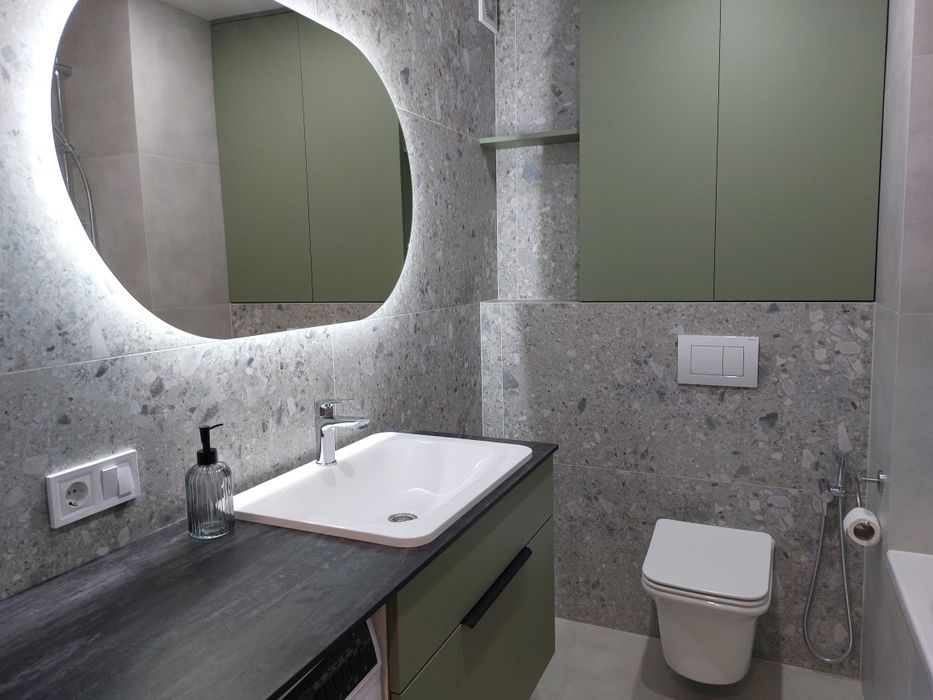 Подобова оренда VIP-КЛАСУ вул.Г.Євромайдану 9