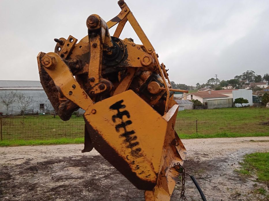 Cavadeira para trator de 1 metro e 40