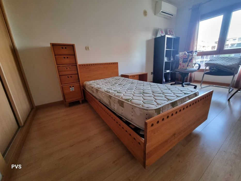 Mobiliário de cama de solteiro Kit market