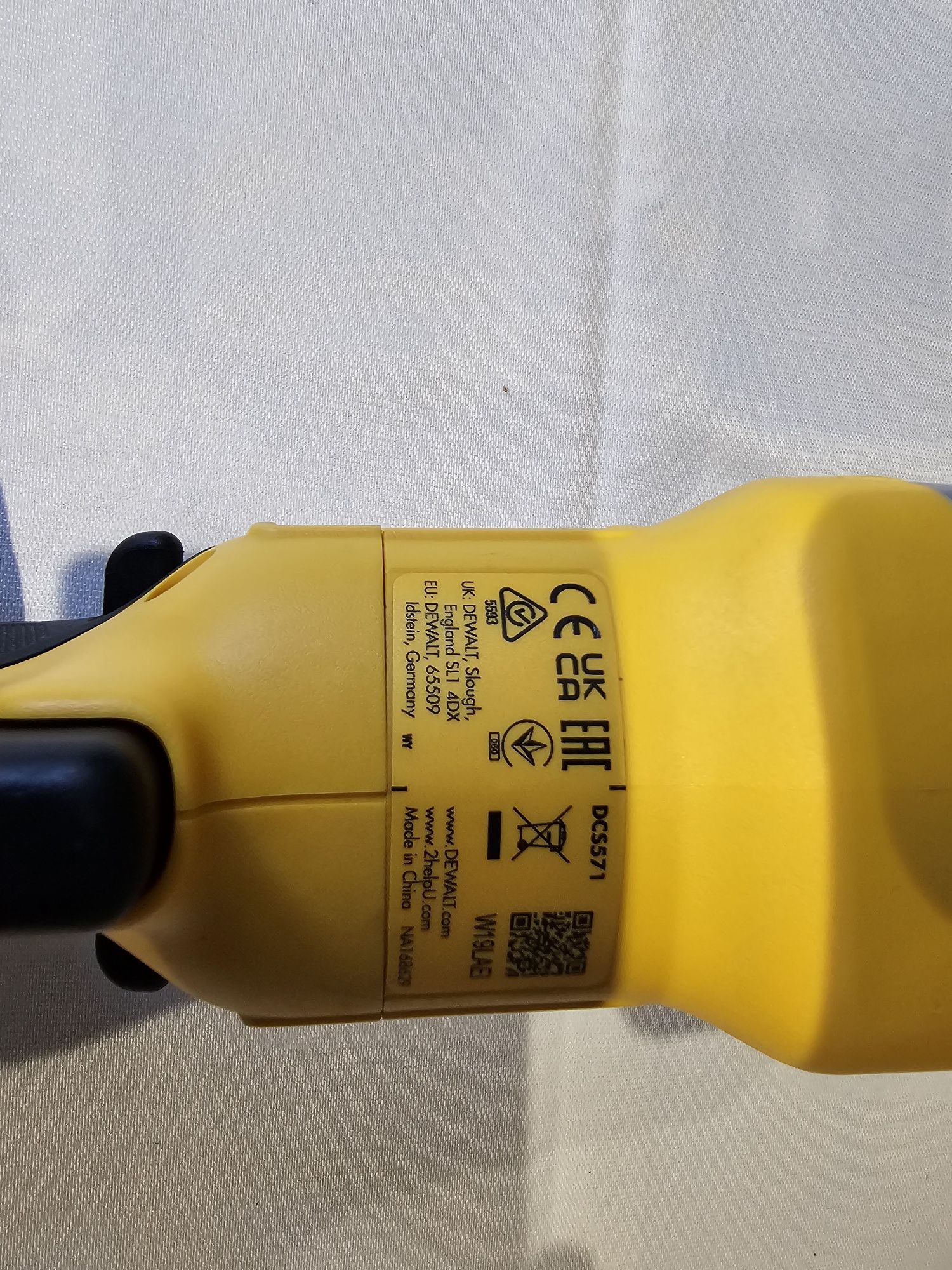 DEWALT Pilarka tarczowa 115mm 18V Akumulatorowa DCS571