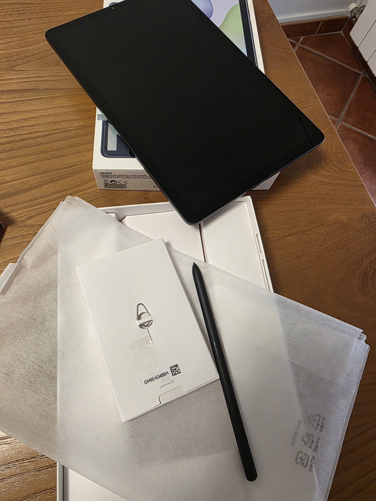 Tablet Samsung S6 Lite 64gB Preto