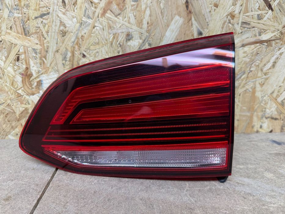 LAMPA TYŁ PRAWA LED W KLAPĘ VOLKSWAGEN GOLF VII LIFT KOMBI 5G9 5G9945094H