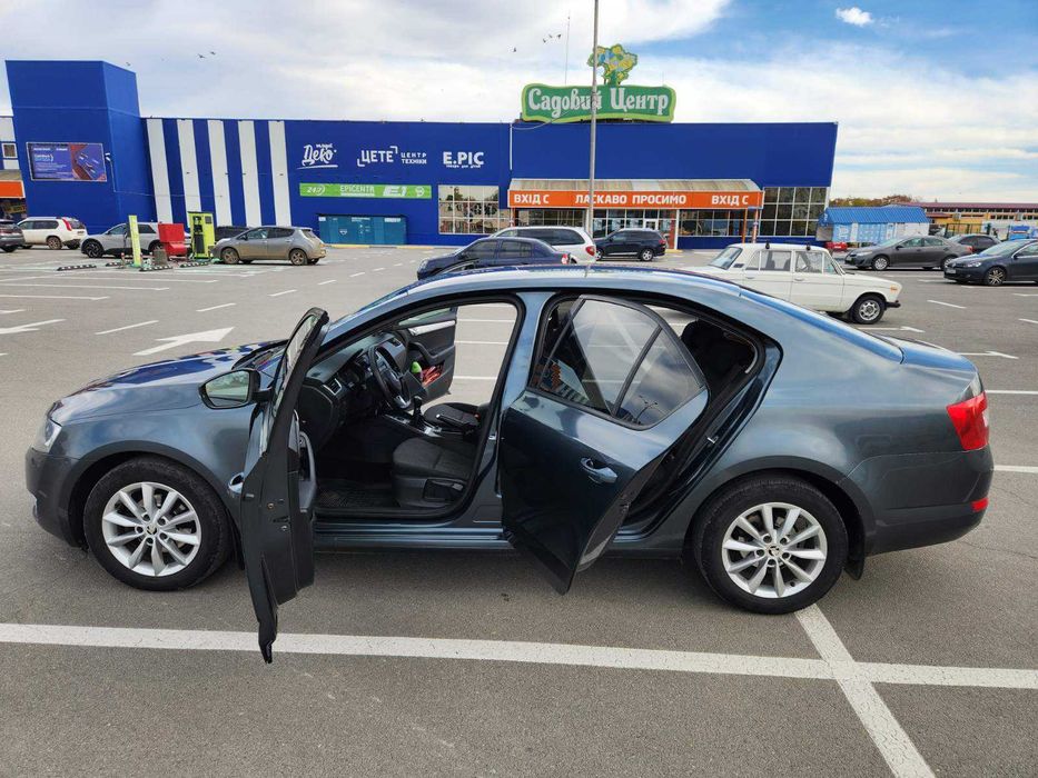 Продається Шкода Октавія А7; 1,6 D; 2015