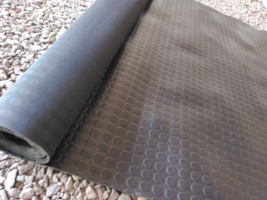 Дорожка - покрытие напольное резиновое