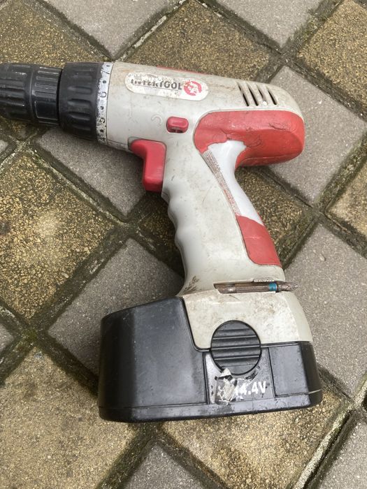 Продам шурупокрут